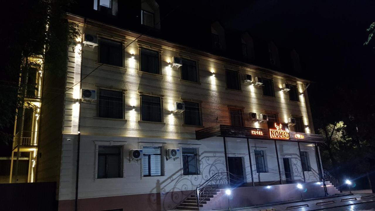 Nomad Hotel Bishkek Halal Εξωτερικό φωτογραφία